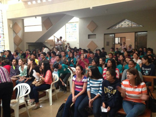 264510_459162520838517_1608292183_n