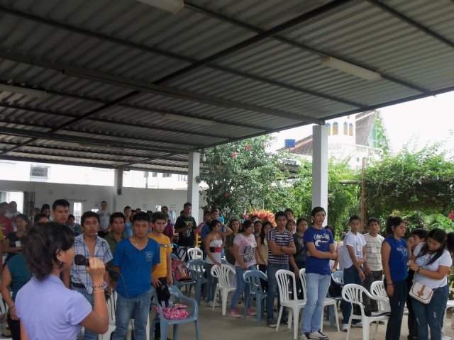 564195_10150808683780764_325622302_n