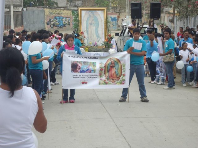 166779_428246417263461_1205772807_n