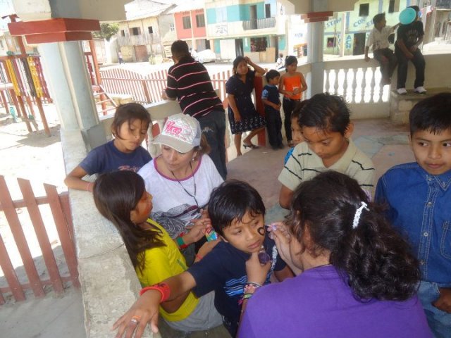 303755_158591560895616_1678020031_n