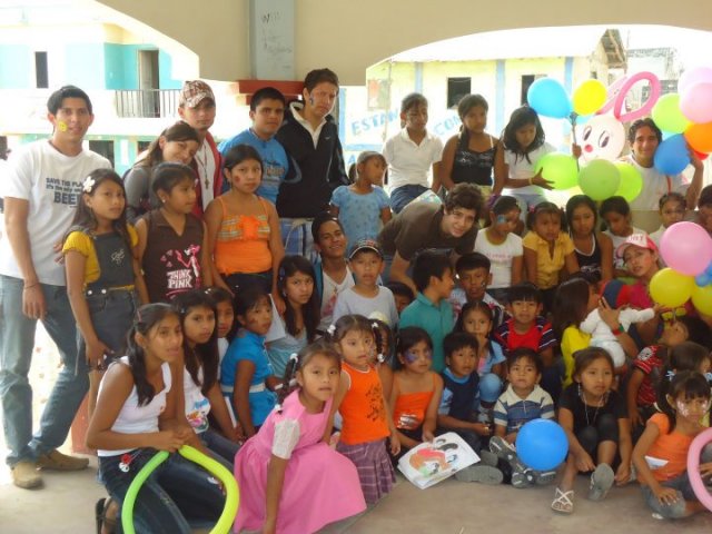 317851_161980783890027_566072115_n