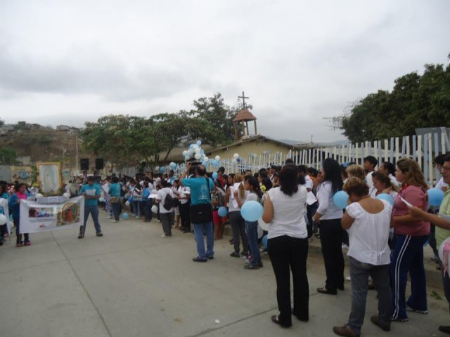 577901_428245883930181_974748915_n