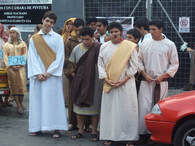 969941_257915751015962_2119485988_n