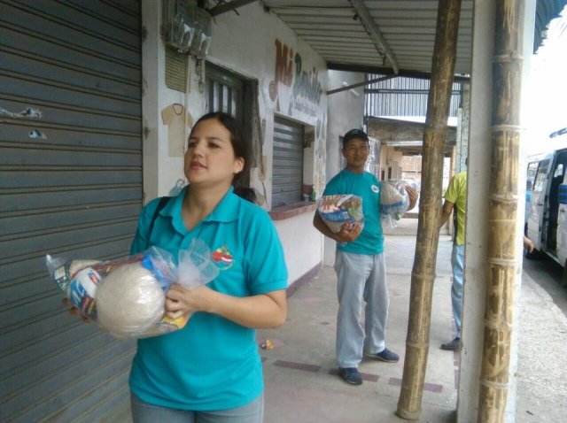 14222354_1106649209423175_634071927633563544_n